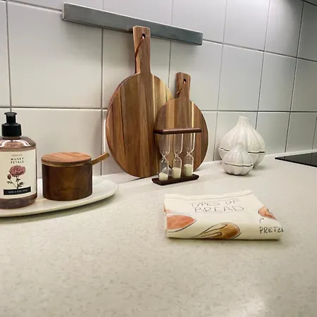 Design Old Town Aprt - Blue Church & Park - Ac *